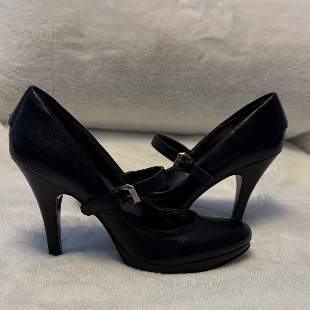 Nine West Black Mary Jane Heels - Picture 2 of 16
